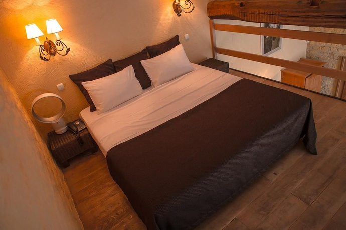 Imagen de la habitación del Hotel H&ocirc;tel La Grappe d\'Or. Foto 19