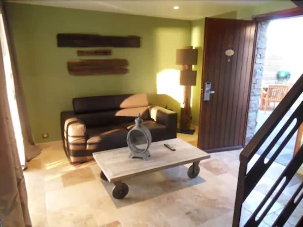 Imagen de la habitación del Hotel H&ocirc;tel La Lagune. Foto 3