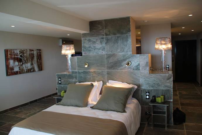 Imagen de la habitación del Hotel H&ocirc;tel La Lagune. Foto 4