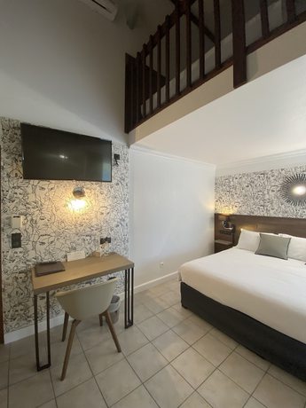 Imagen de la habitación del Hotel H&ocirc;tel La Lagune. Foto 5