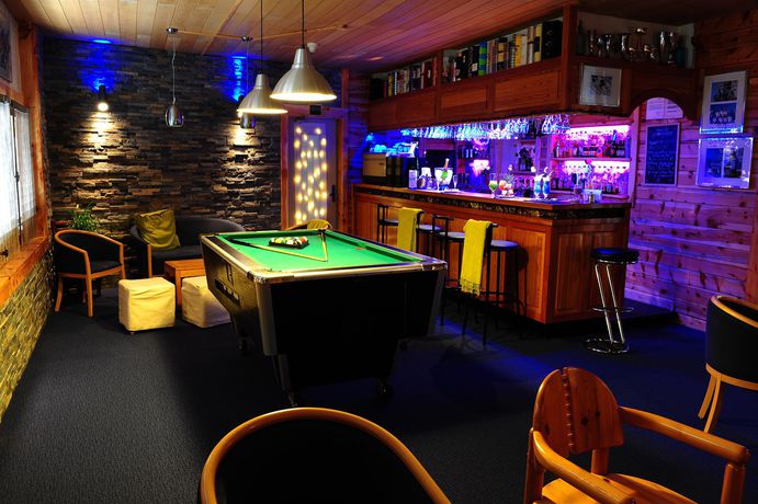 Imagen del bar/restaurante del Hotel Hôtel La Mayt. Foto 5