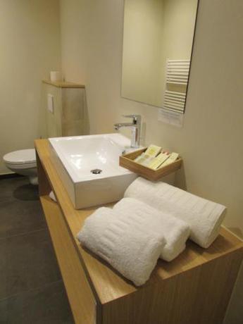 Imagen de la habitación del Hotel H&ocirc;tel La M&eacute;tairie. Foto 20