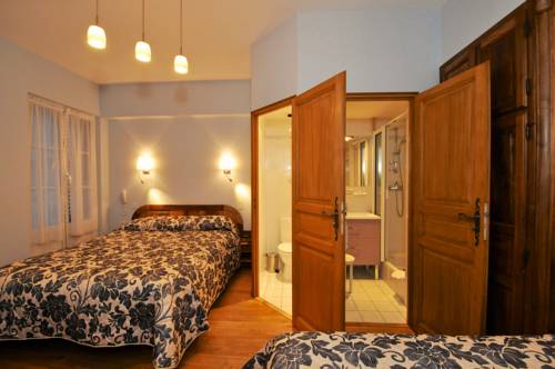 Imagen de la habitación del Hotel H&ocirc;tel La Montagne Fleurie. Foto 3