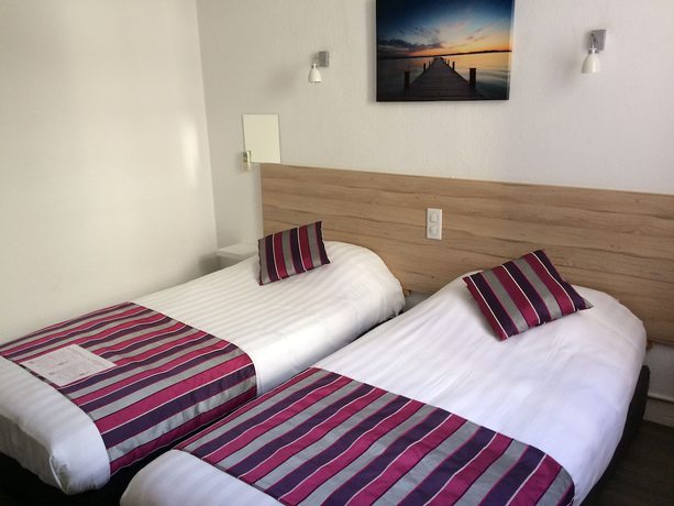 Imagen de la habitación del Hotel H&ocirc;tel La Petite Boh&egrave;me. Foto 6