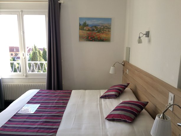 Imagen de la habitación del Hotel H&ocirc;tel La Petite Boh&egrave;me. Foto 15