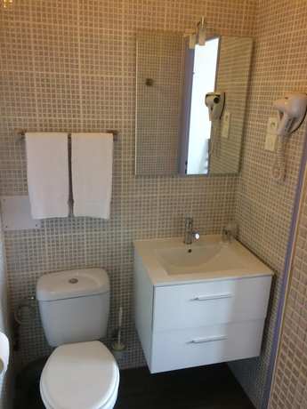 Imagen de la habitación del Hotel H&ocirc;tel La Petite Boh&egrave;me. Foto 19