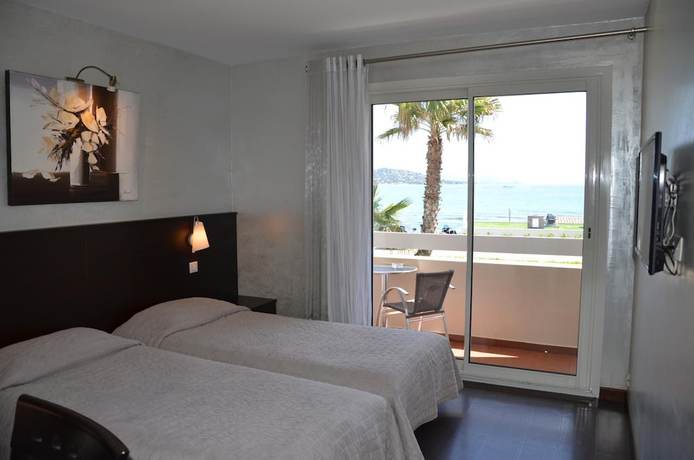 Imagen de la habitación del Hotel H&ocirc;tel La Plage. Foto 18