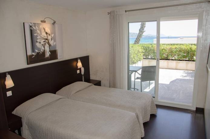 Imagen de la habitación del Hotel H&ocirc;tel La Plage. Foto 19