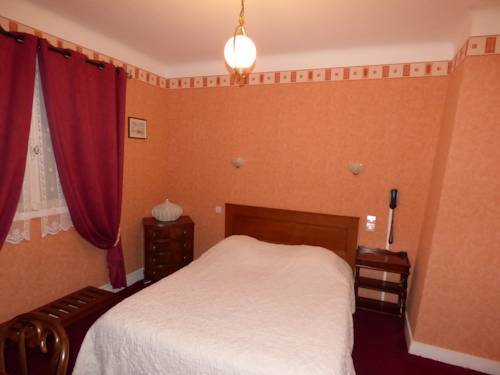 Imagen de la habitación del Hotel H&ocirc;tel La Pocati&egrave;re, COUTANCES. Foto 15