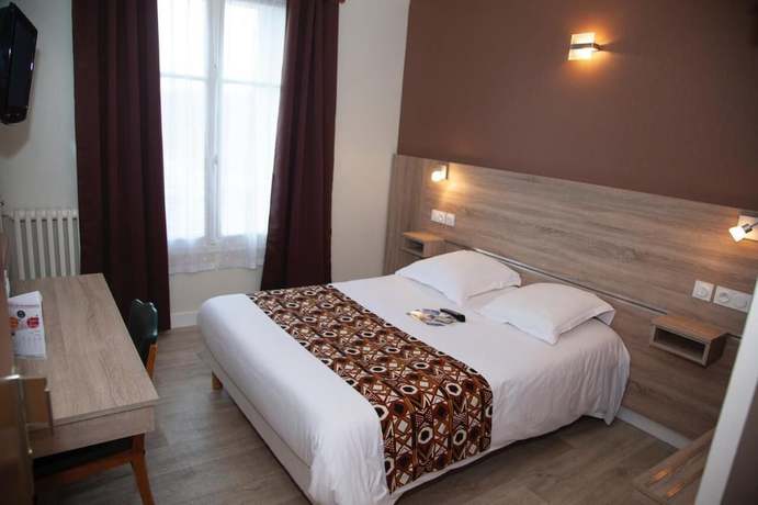 Imagen de la habitación del Hotel H&ocirc;tel La Pocatiere, COUTANCES. Foto 6