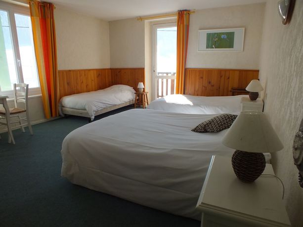 Imagen de la habitación del Hotel H&ocirc;tel La Prairie. Foto 16