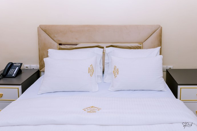 Imagen de la habitación del Hotel H&ocirc;tel La Principaut&eacute; Douala Bonapriso. Foto 3