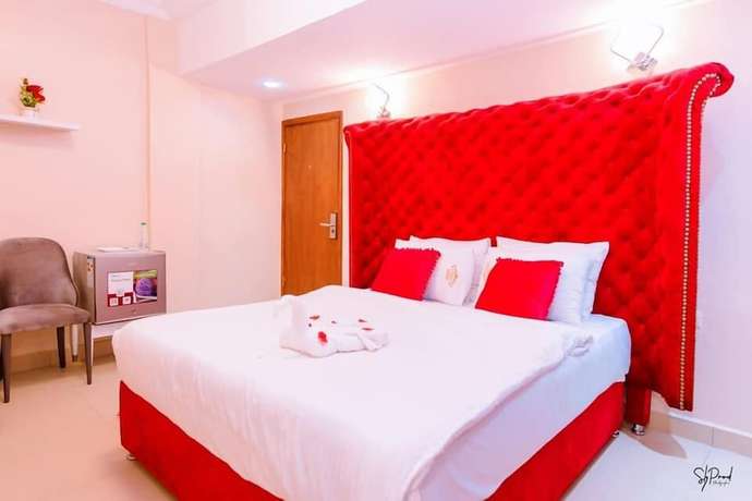Imagen de la habitación del Hotel H&ocirc;tel La Principaut&eacute; Douala Bonapriso. Foto 8