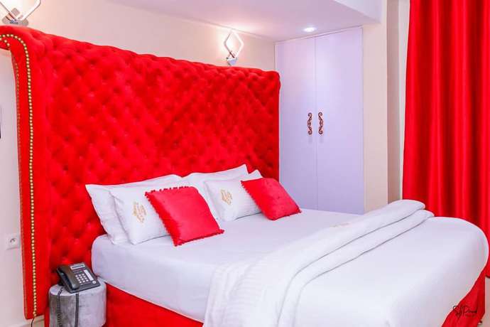 Imagen de la habitación del Hotel H&ocirc;tel La Principaut&eacute; Douala Bonapriso. Foto 12