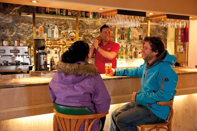 Imagen del bar/restaurante del Hotel H&ocirc;tel La Tarentaise. Foto 4