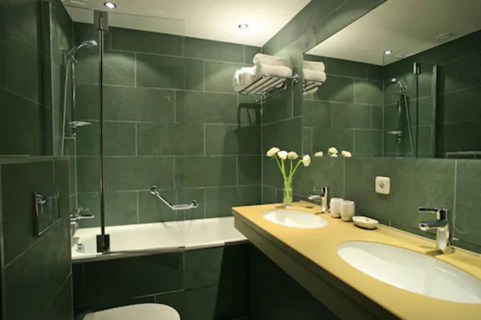 Imagen de la habitación del Hotel H&ocirc;tel La Tarentaise. Foto 10