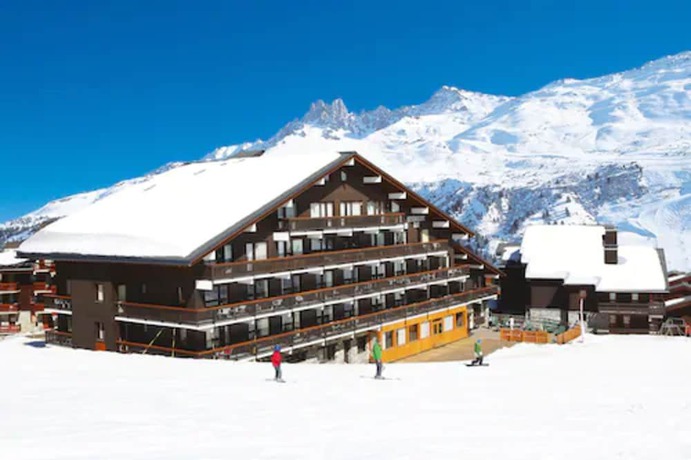 Imagen general del Hotel Hôtel La Tarentaise. Foto 1