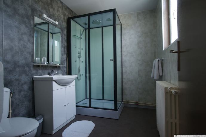 Imagen de la habitación del Hotel H&ocirc;tel La Tente Verte. Foto 9
