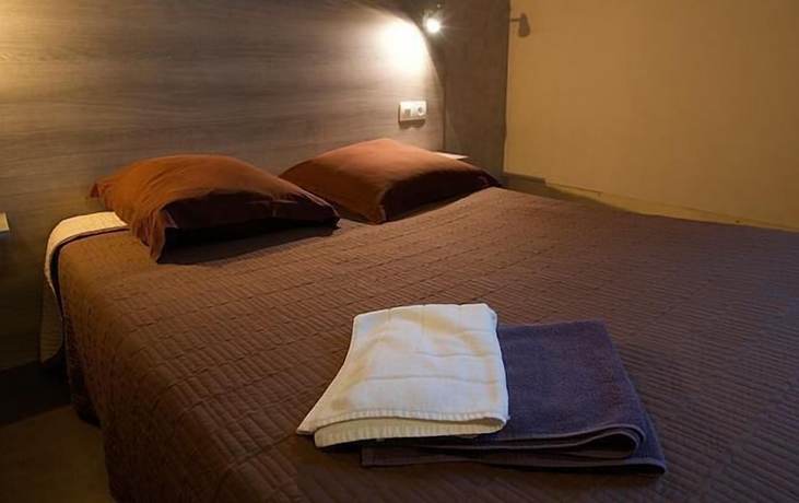Imagen de la habitación del Hotel H&ocirc;tel La Tente Verte. Foto 14