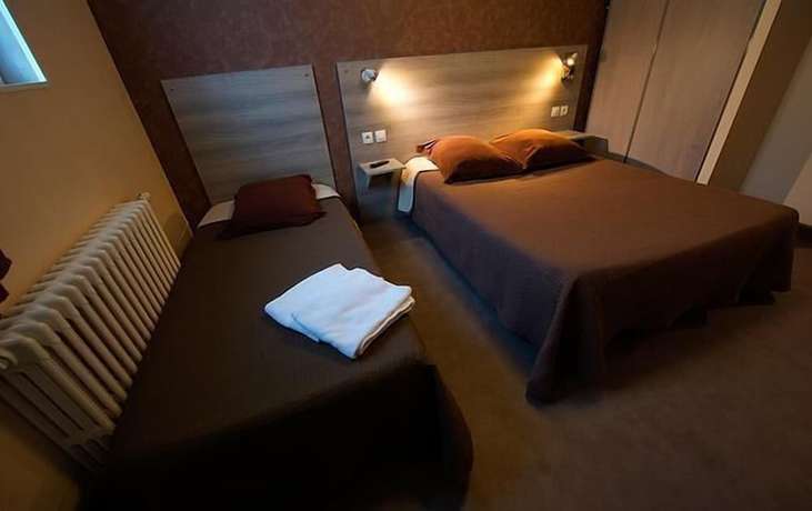Imagen de la habitación del Hotel H&ocirc;tel La Tente Verte. Foto 16
