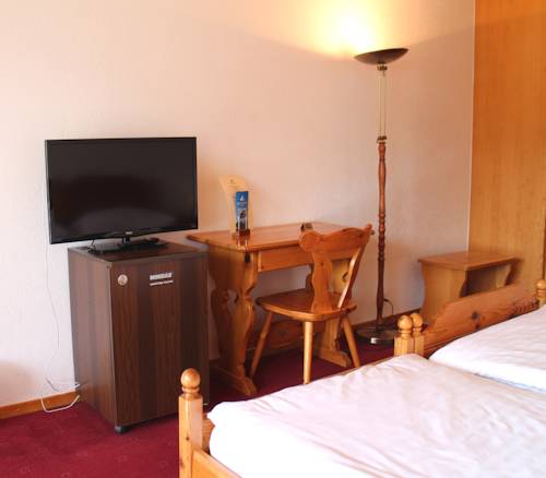 Imagen de la habitación del Hotel H&ocirc;tel La Tour D'a&iuml;. Foto 3