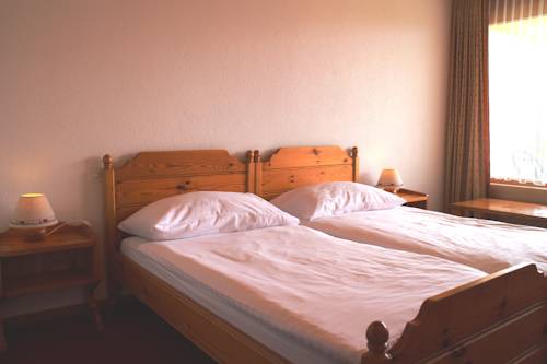 Imagen de la habitación del Hotel H&ocirc;tel La Tour D'a&iuml;. Foto 16