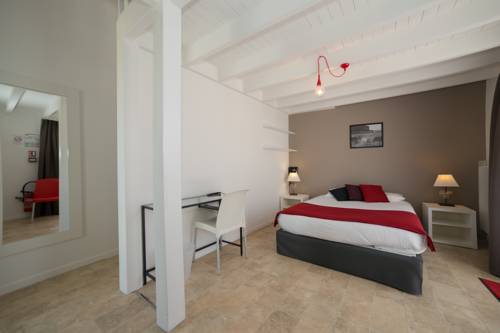 Imagen de la habitación del Hotel H&ocirc;tel La Villa En L'&icirc;le. Foto 15