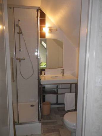 Imagen de la habitación del Hotel H&ocirc;tel La Voile Bleue. Foto 3