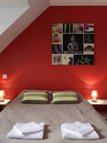 Imagen de la habitación del Hotel H&ocirc;tel La Voile Bleue. Foto 8