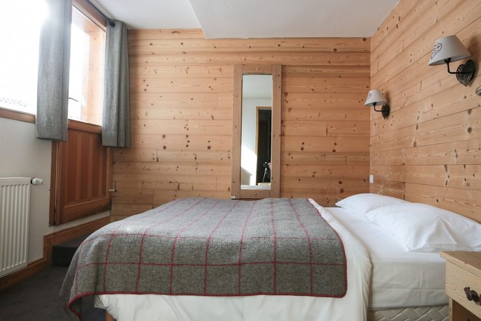 Imagen de la habitación del Hotel H&ocirc;tel Lac Bleu 1650. Foto 7