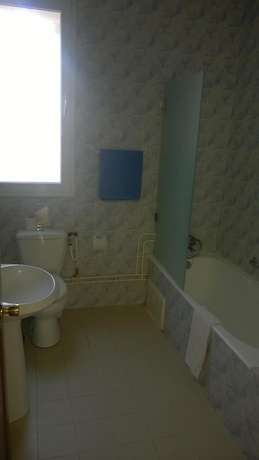 Imagen de la habitación del Hotel Hôtel L´Excellence. Foto 9