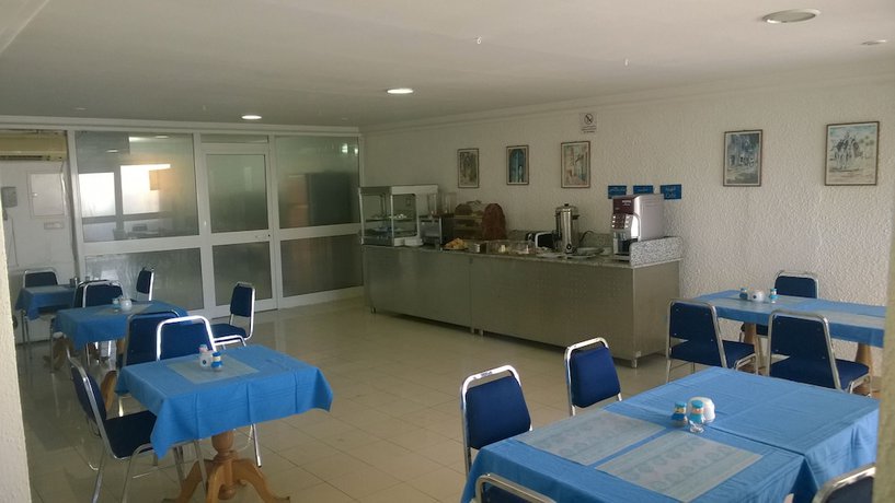 Imagen del bar/restaurante del Hotel Hôtel L´Excellence. Foto 4