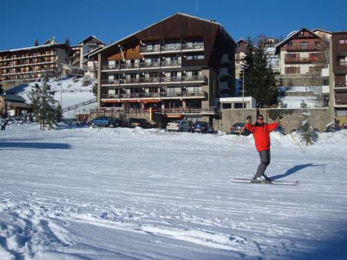Imagen de la habitación del Hotel H&ocirc;tel L'adrech De Lagas. Foto 2