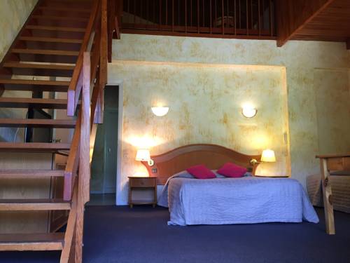 Imagen de la habitación del Hotel H&ocirc;tel L'adrech De Lagas. Foto 9