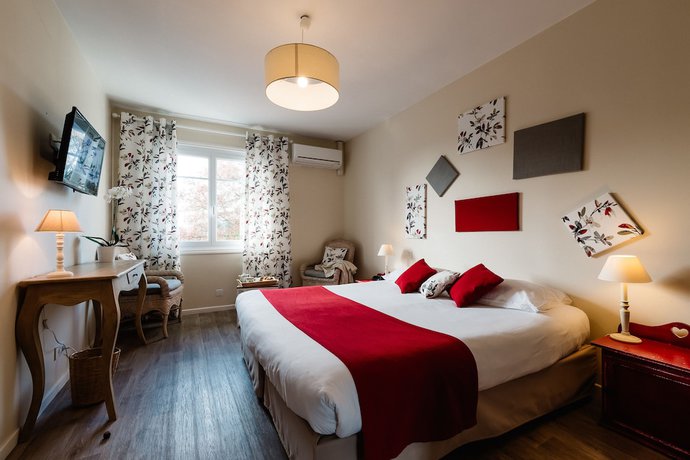 Imagen de la habitación del Hotel Hôtel Laminak, The Originals Relais (Relais du Silence). Foto 8