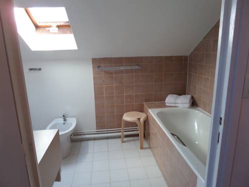Imagen de la habitación del Hotel H&ocirc;tel Le Bastide. Foto 12