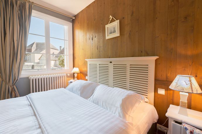Imagen de la habitación del Hotel H&ocirc;tel Le Beaulieu, BEAULIEU-SUR-DORDOGNE. Foto 12