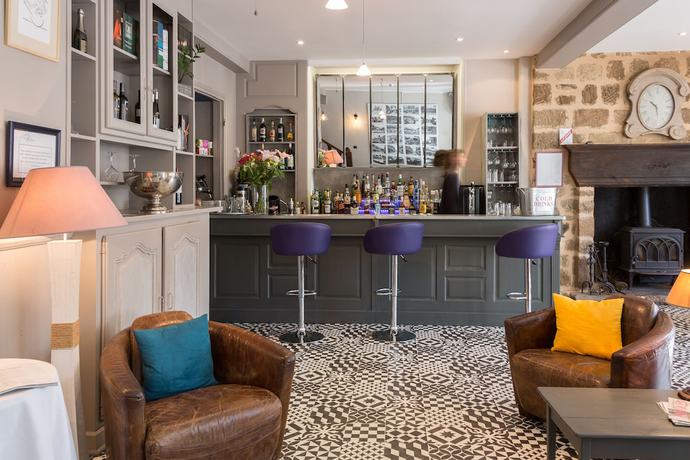 Imagen del bar/restaurante del Hotel H&ocirc;tel Le Beaulieu, BEAULIEU-SUR-DORDOGNE. Foto 7