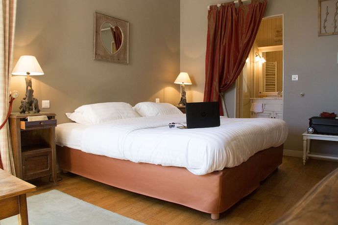 Imagen de la habitación del Hotel H&ocirc;tel Le Beaulieu, BEAULIEU-SUR-DORDOGNE. Foto 16