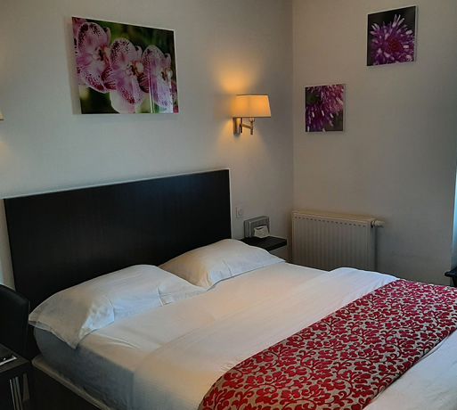 Imagen de la habitación del Hotel H&ocirc;tel Le Bellevue, L'Enclos. Foto 6