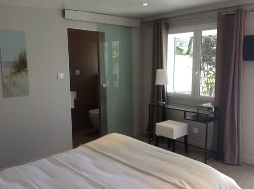 Imagen de la habitación del Hotel Hôtel Le Bel'm. Foto 12