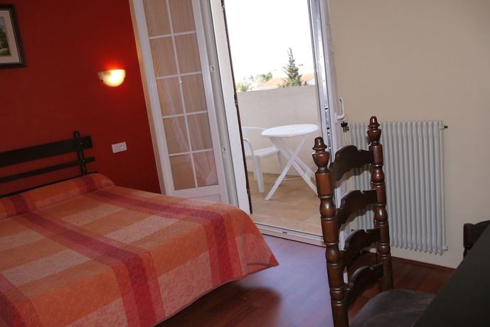 Imagen de la habitación del Hotel Hôtel Le Belvédère. Foto 8