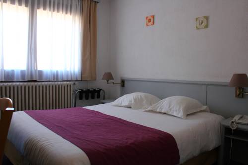 Imagen de la habitación del Hotel H&ocirc;tel Le Blainon. Foto 10