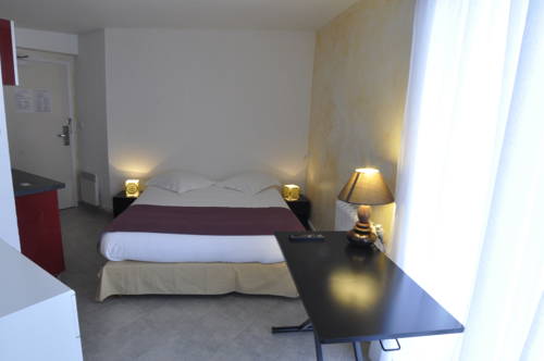 Imagen de la habitación del Hotel H&ocirc;tel Le Blainon. Foto 13