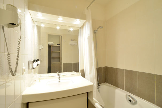 Imagen de los interiores del Hotel H&ocirc;tel Le Bois Dormant. Foto 13