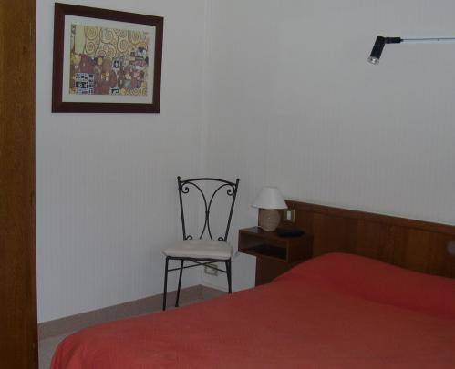 Imagen de la habitación del Hotel H&ocirc;tel Le Canter. Foto 13