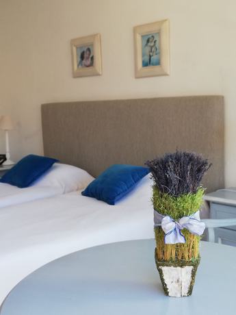 Imagen de la habitación del Hotel H&ocirc;tel Le Castellan. Foto 17