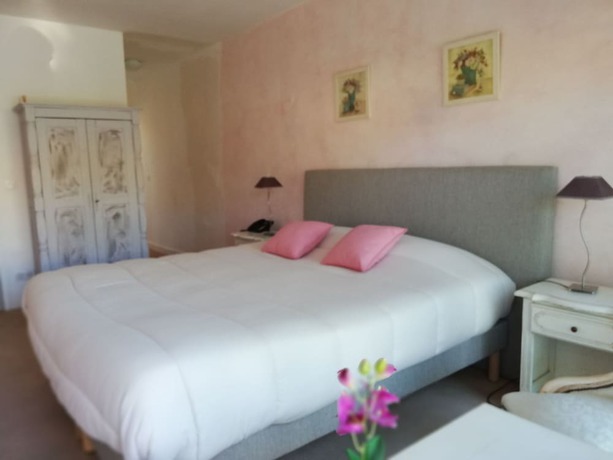 Imagen de la habitación del Hotel H&ocirc;tel Le Castellan. Foto 20
