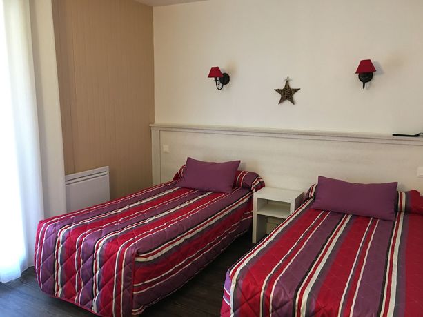 Imagen de la habitación del Hotel H&ocirc;tel Le Catinat Fleuri. Foto 9