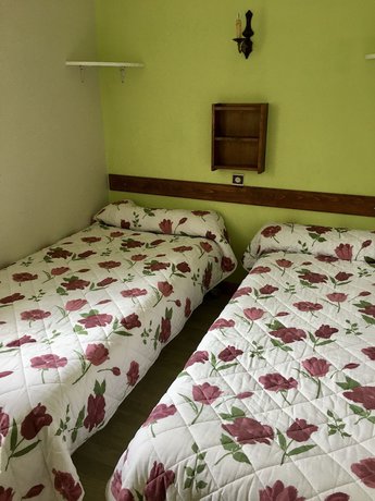 Imagen de la habitación del Hotel H&ocirc;tel Le Catinat Fleuri. Foto 16